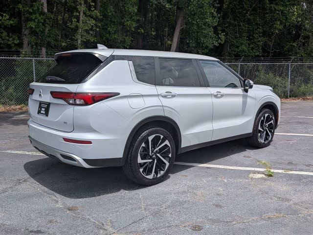 2024 Mitsubishi Outlander — rear three-quarter view