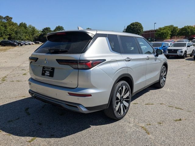 2026 Mitsubishi Outlander — rear three-quarter view